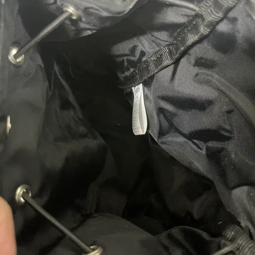 [BUNJANG] EAMES Mini Wappen Pocket Backpack Black / 이미스 미니 와펜 포켓 백팩 블랙