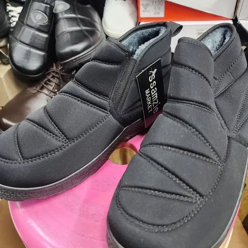 [SOLD OUT] Ssamszie Market 패딩 방한화