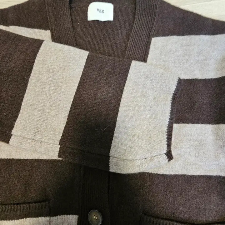 [BUNJANG] Striped V-Neck Wool Blend Cardigan Jacket / 스트라이프 브이넥 자켓겸 가디건  양모혼방