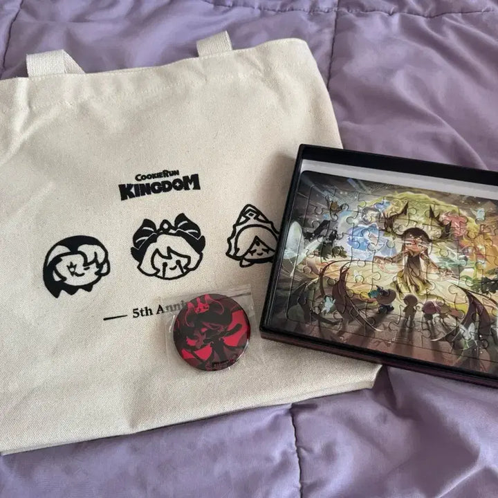 [BUNJANG] Cookie Run Kingdom 5th Anniversary Bundle / 쿠키런킹덤 쿠킹덤 5주년 입장특전/어둠마녀뱃지/랜덤퍼즐