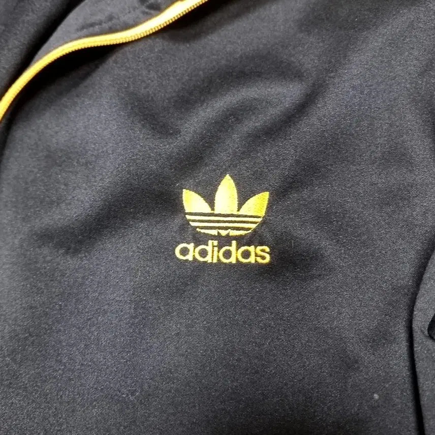 [BUNJANG] Adidas Track Top (Size 105) / 아디다스 검정/노랑 트랙탑(105)