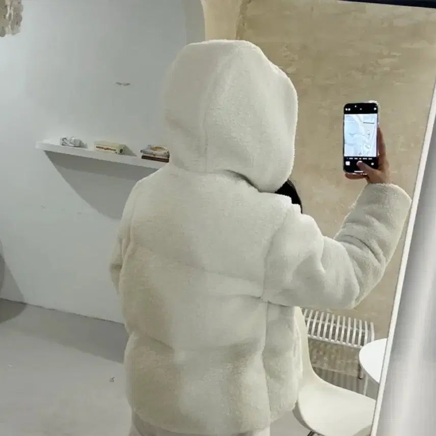 [BUNJANG] Wool Hooded Short Padded Jacket / 양털후드퍼숏패딩자켓