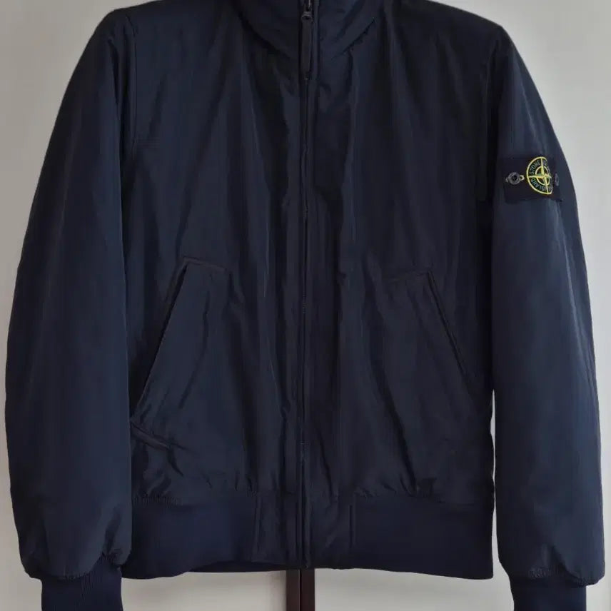 [BUNJANG] Stone Island Micro Reps PrimaLoft Insulated Jacket Dark Navy / [L] 스톤아일랜드 마이크로랩스 프리마로프트 인슐레이션 자켓 다크네이비