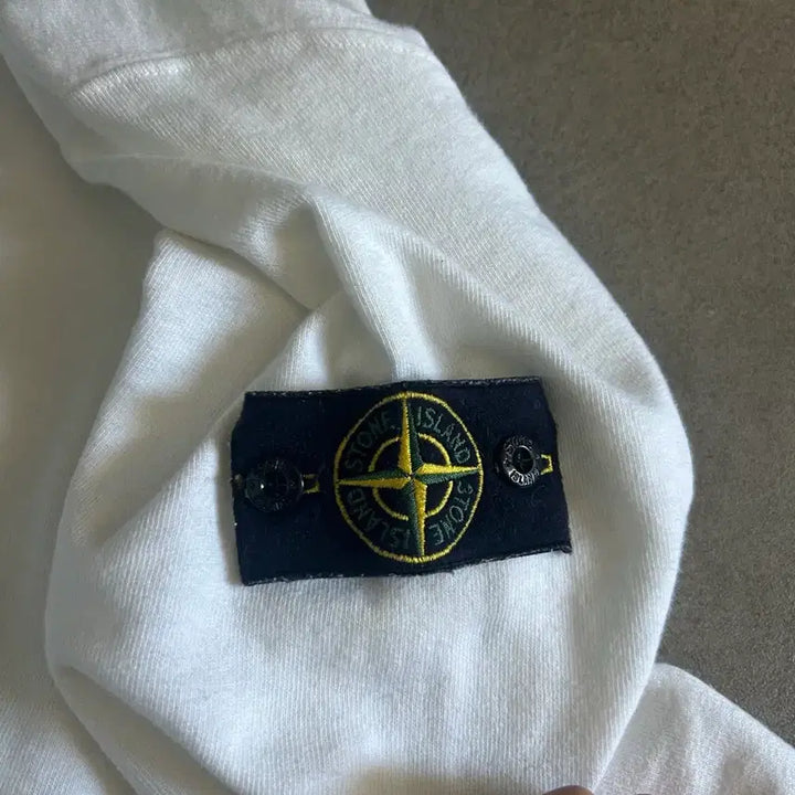 [BUNJANG] Stone Island White Sweatshirt L / 스톤아일랜드 흰색 맨투맨 티셔츠 L