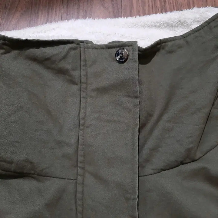 [BUNJANG] Modism Khaki Padded Lined Field Jacket / 모디즘 카키색 뽀글이 안감 야상 점퍼