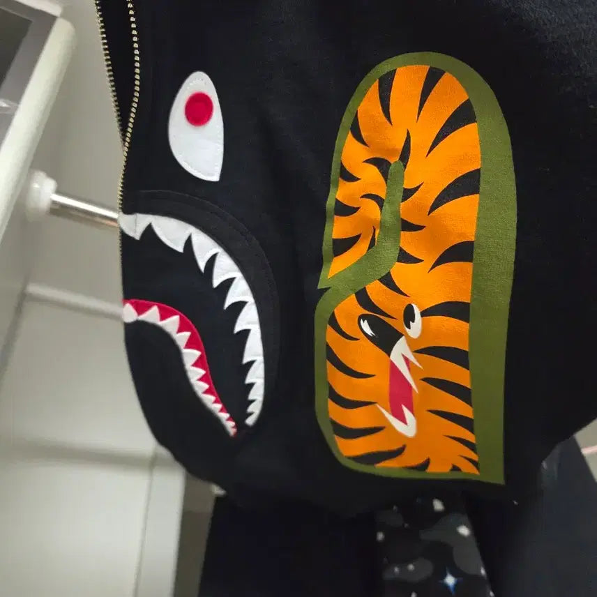 [BUNJANG] BAPE Space Camo Shark Hoodie XL / 베이프 스페이스 카모 샤크후드 xl 새상품 유일매물