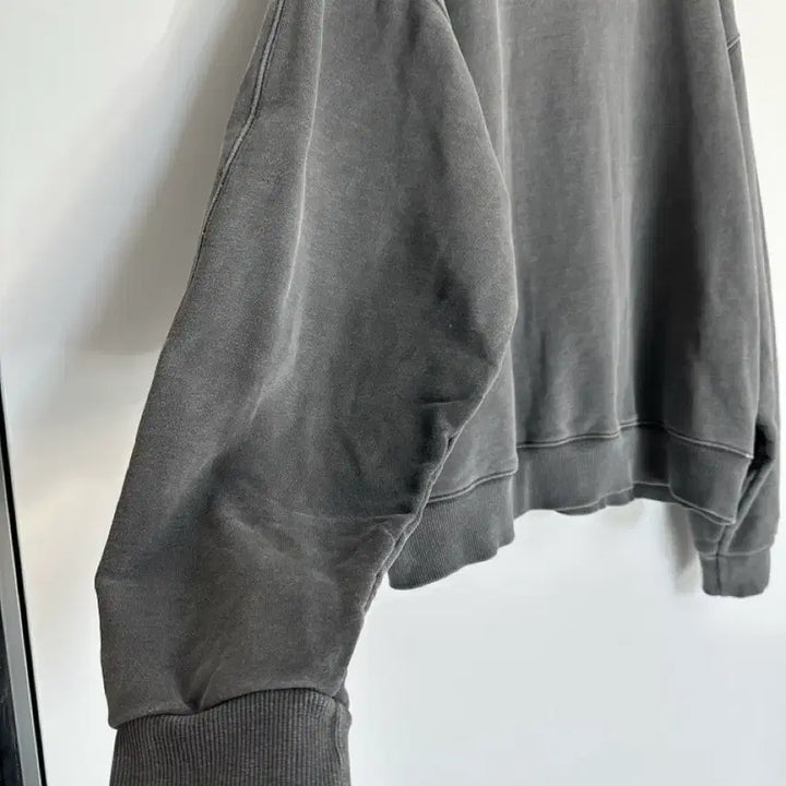 [BUNJANG] Freckle Gray Sweatshirt / 프레클 맨투맨 그레이