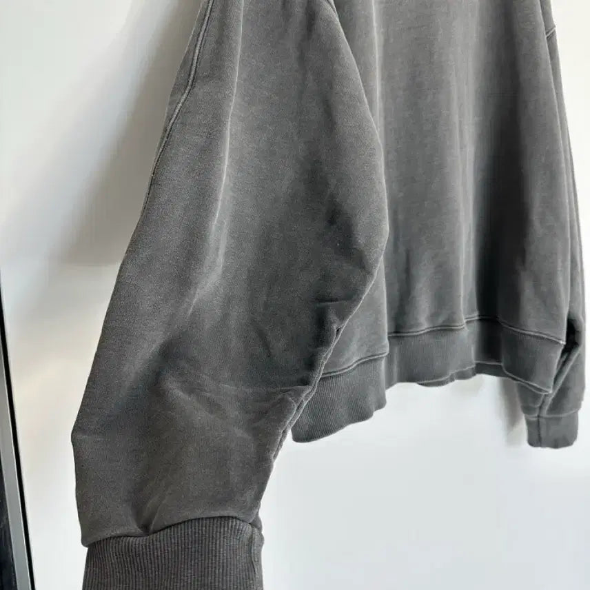 [BUNJANG] Freckle Gray Sweatshirt / 프레클 맨투맨 그레이