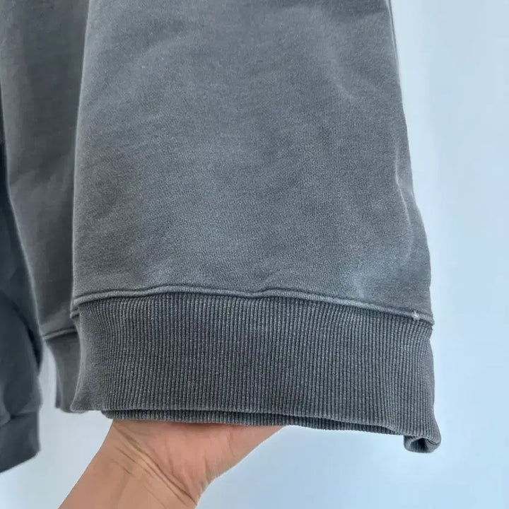 [BUNJANG] Freckle Gray Sweatshirt / 프레클 맨투맨 그레이