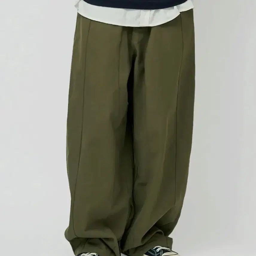 [BUNJANG] Goodlifeworks Wide Slit Balloon Pants Cotton Khaki / 굿라이프웍스 와이드 절개 벌룬팬츠 코튼 카키