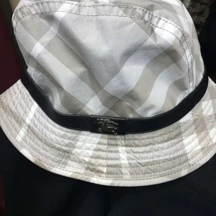[BUNJANG] Burberry Bucket Hat / Burberry버킷햇