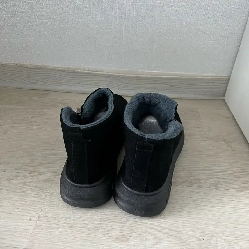 [BUNJANG] Suede Fur Boots (Black, 270) / * 남자 스웨이드 털신(블랙/270)