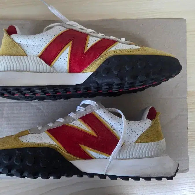 [BUNJANG] 뉴발란스 x 카사블랑카 XC-72 옐로우 삼바 270 / 뉴발란스 x 카사블랑카 XC-72 옐로우 삼바 270