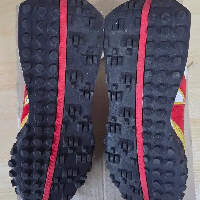 [BUNJANG] 뉴발란스 x 카사블랑카 XC-72 옐로우 삼바 270 / 뉴발란스 x 카사블랑카 XC-72 옐로우 삼바 270