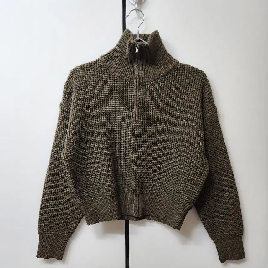 [BUNJANG] Waffle Knit Zip-Up Sweater / 와플 카라 지퍼 니트