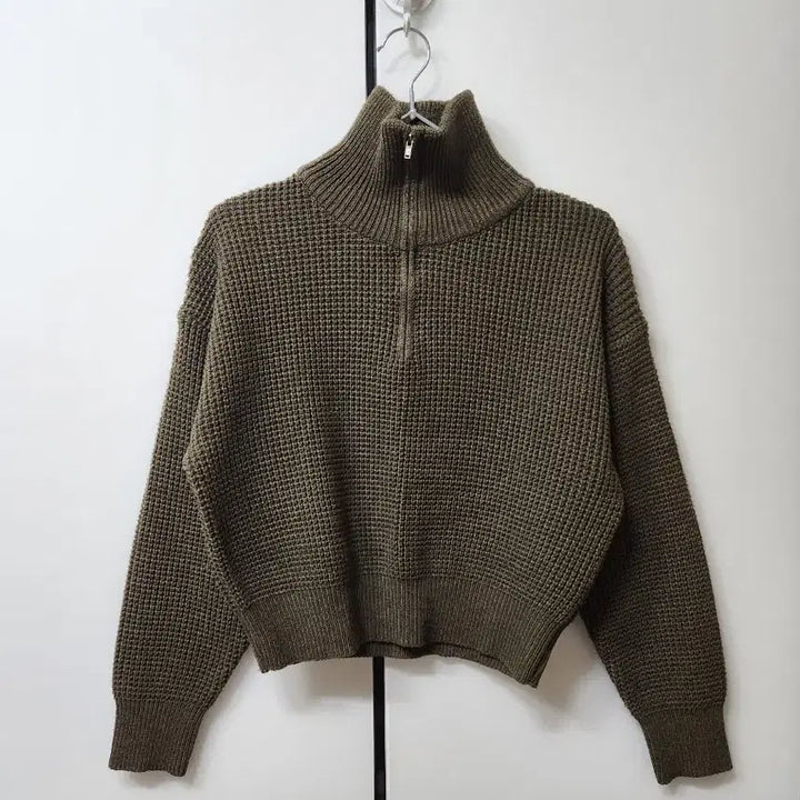 [BUNJANG] Waffle Knit Zip-Up Sweater / 와플 카라 지퍼 니트