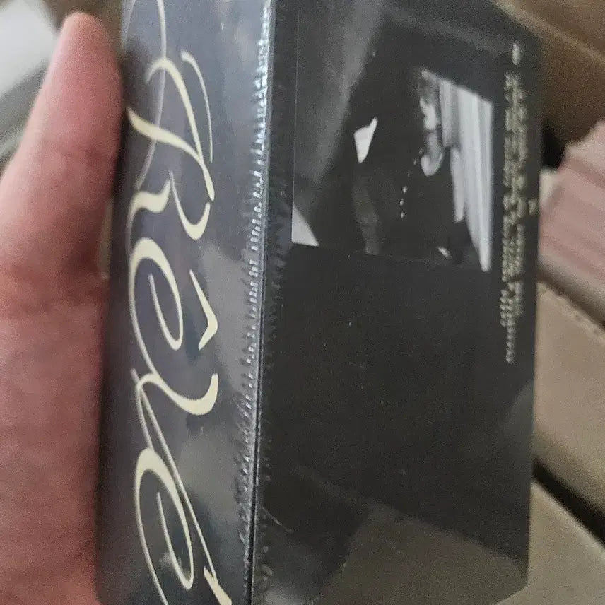 [BUNJANG] BTS V Photobook Sealed / BTS 방탄소년단 뷔 V 포토북 미개봉