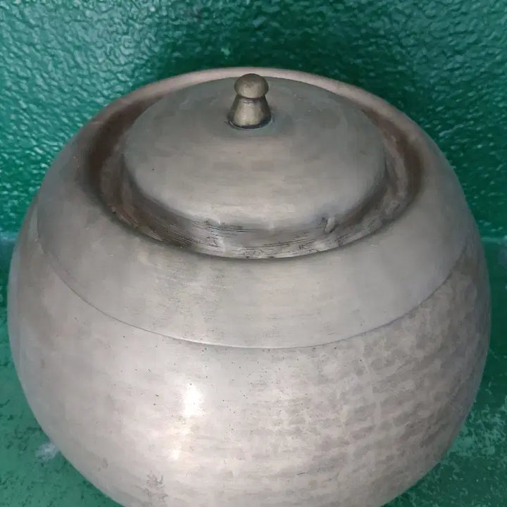 [BUNJANG] Antique Brass Chamber Pot / 옛날 방짜 놋(신주)요강