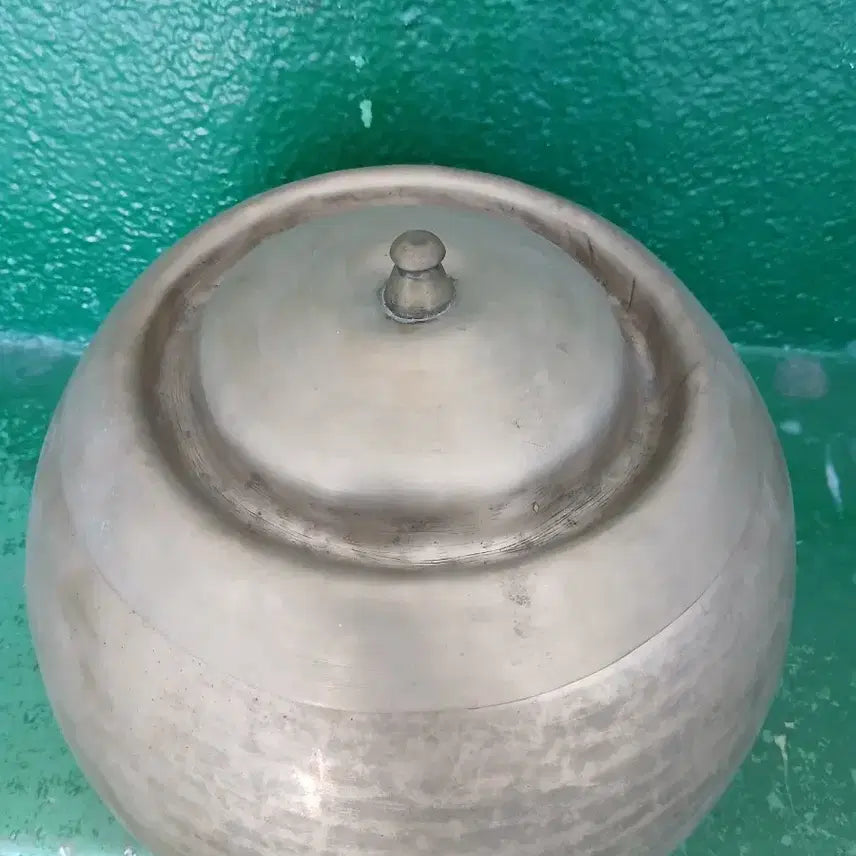 [BUNJANG] Antique Brass Chamber Pot / 옛날 방짜 놋(신주)요강
