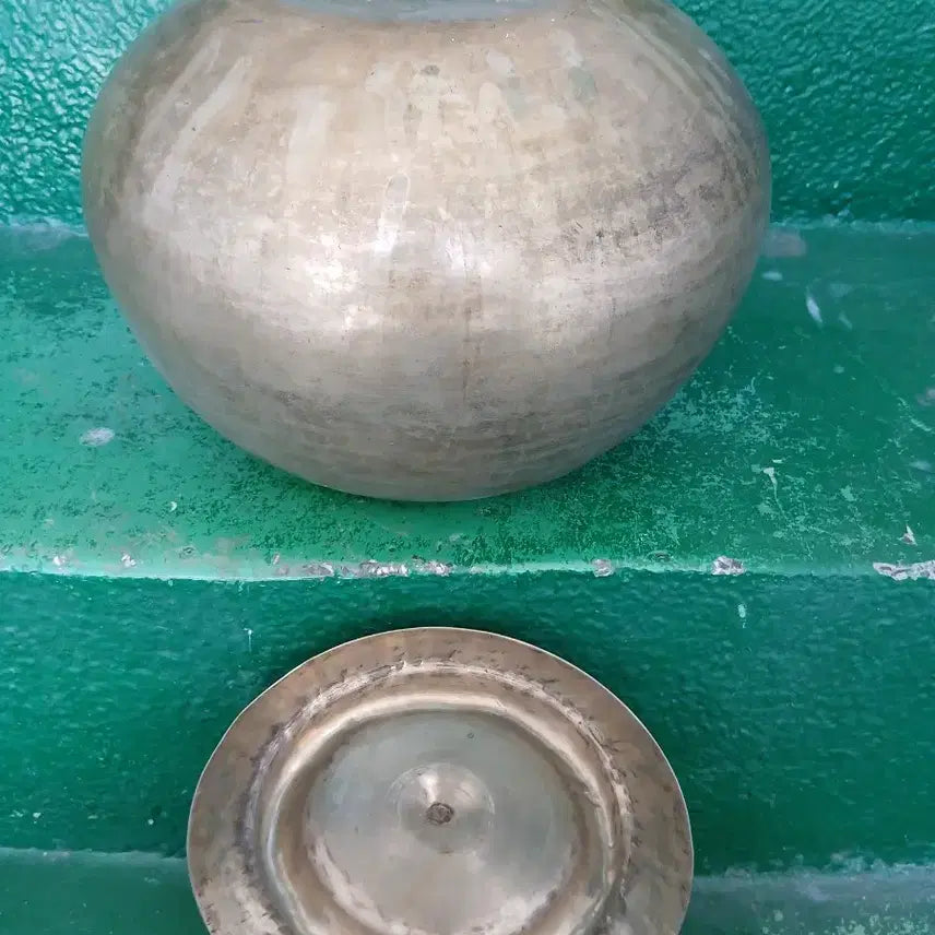 [BUNJANG] Antique Brass Chamber Pot / 옛날 방짜 놋(신주)요강