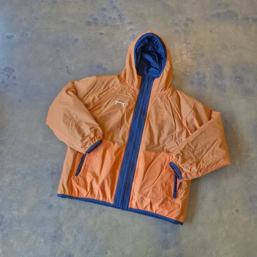 [BUNJANG] Goal Studio 2-in-1 Insulated Windbreaker Jacket / 골스튜디오 신슐레이트 바람막이 2 in 1 자켓
