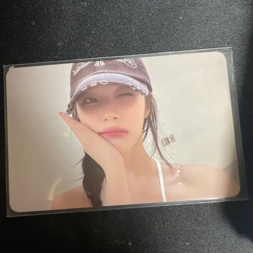 [BUNJANG] fromis_9 Baek Jiheon Photocard / 프로미스나인 백지헌 프롬 포토카드