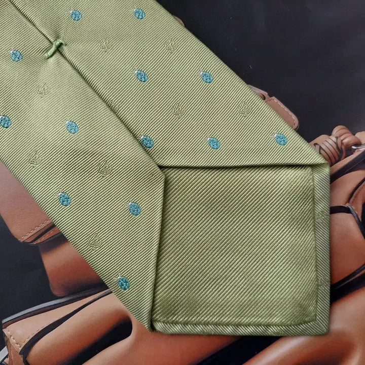 [BUNJANG] Loewe Silk Tie - Lime Green Embroidered Beetle Motif / 로에베 실크 라임 자수 넥타이 8.7cm A+~A등급 K1921