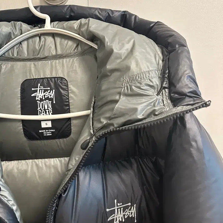 [BUNJANG] Stussy Padded Jacket / 스투시 패딩 s