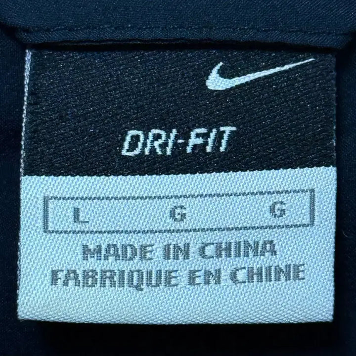 [BUNJANG] Nike Windbreaker Jacket (L) / 나이키 남,녀 공용  바람막이 자켓 (L)