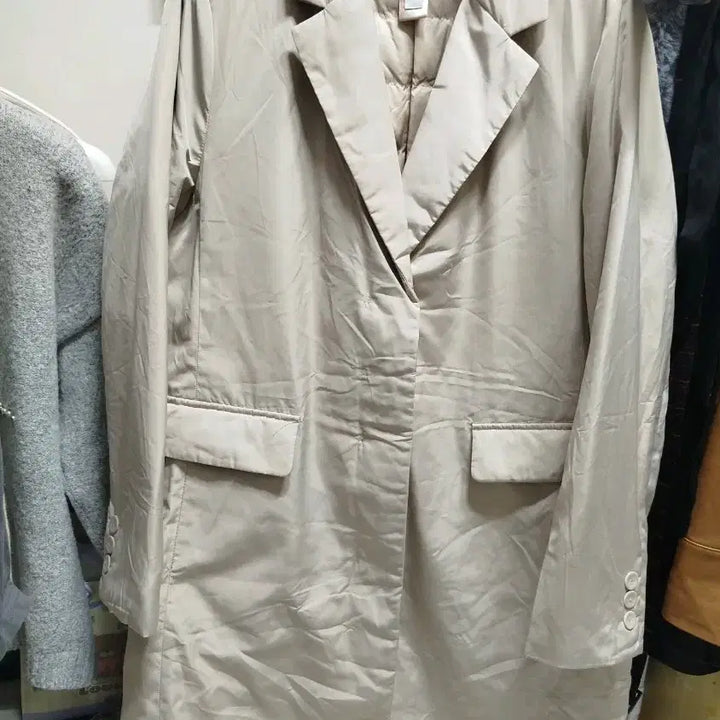 [BUNJANG] Esheria Lightweight Goose Down Padded Jacket / 에셀리아 경량 구스패딩