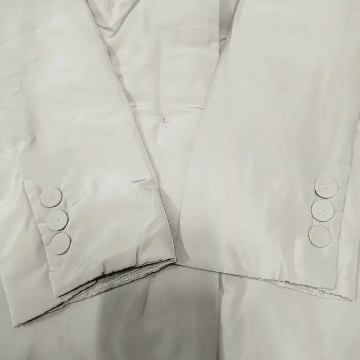 [BUNJANG] Esheria Lightweight Goose Down Padded Jacket / 에셀리아 경량 구스패딩