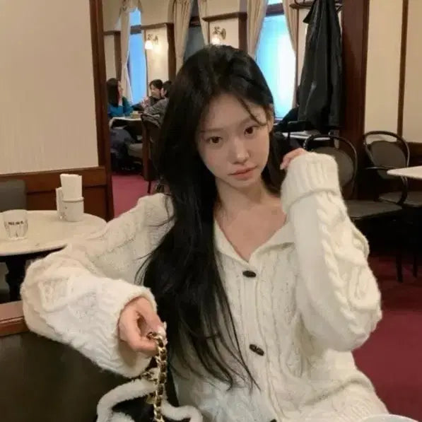 [BUNJANG] IZ*ONE WOO:D Toggle Cardigan / 리즈샵 샵리즈 우디 토글 가디건 (떡볶이 가디건)