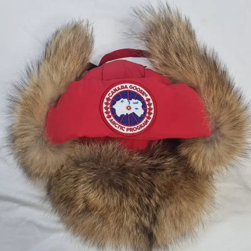 [BUNJANG] Canada Goose Red Winter Hat S-M / 캐나다구스 레드 방한 모자