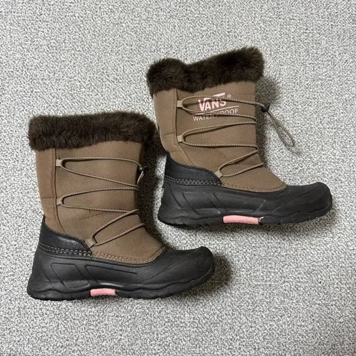 [BUNJANG] Vans Winter Boots 230 / Vans 반스 겨울 방한 부츠 230