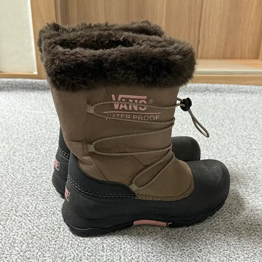 [BUNJANG] Vans Winter Boots 230 / Vans 반스 겨울 방한 부츠 230