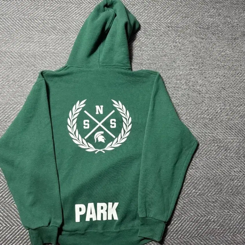 [BUNJANG] Russell Athletic Green Hoodie L / USA 러셀 애슬래틱 그린 후드 L