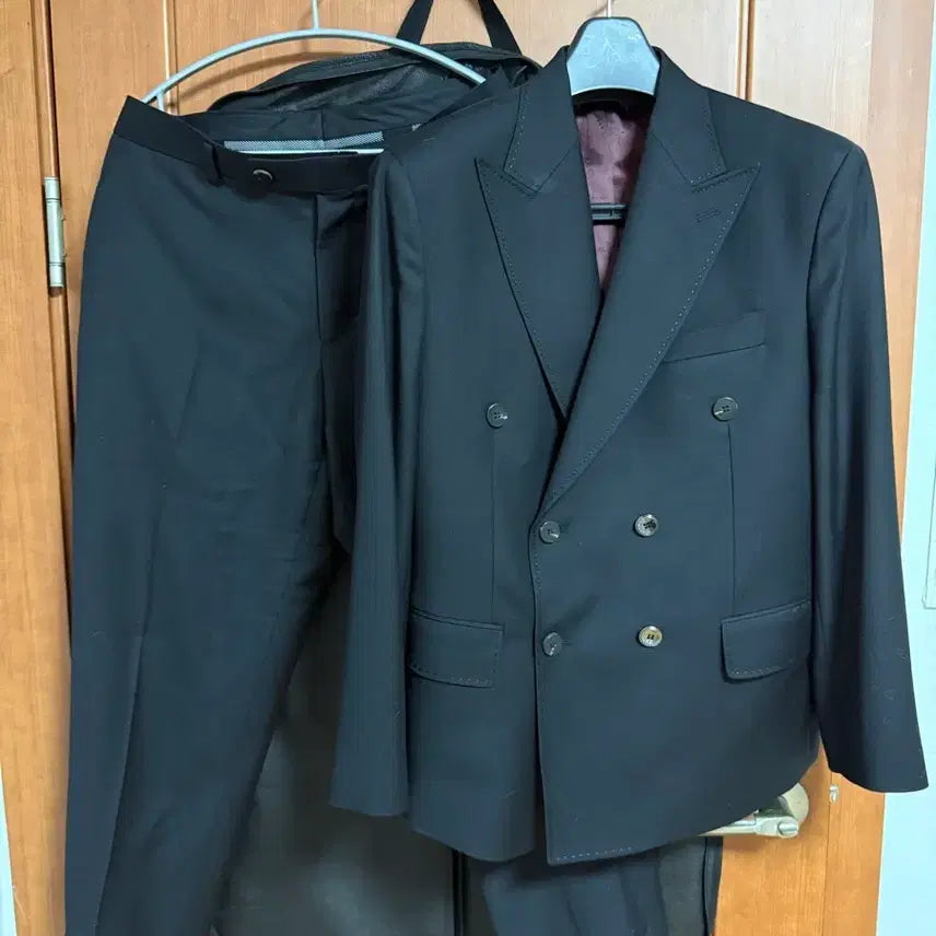 [BUNJANG] Double Breasted Suit Set (Black, New, Full Package) / 남자 더블 브레스트 양복 수트 상하의 정장 세트 블랙 (새것) (풀구성품