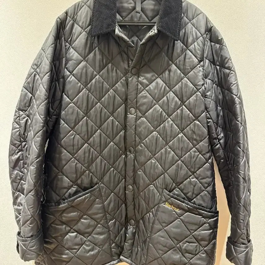 [SOLD OUT] 바버 퀼팅 자켓 블랙