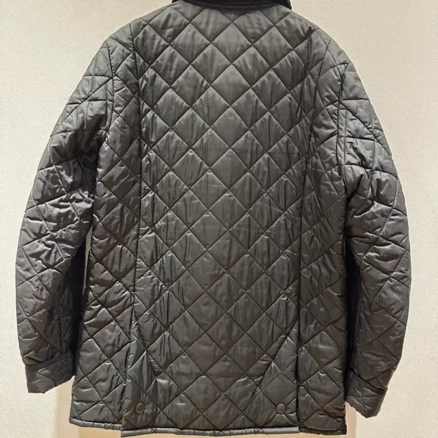 [SOLD OUT] 바버 퀼팅 자켓 블랙
