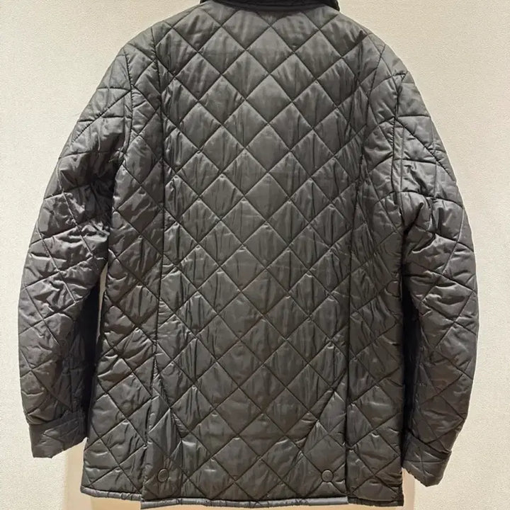 [SOLD OUT] 바버 퀼팅 자켓 블랙