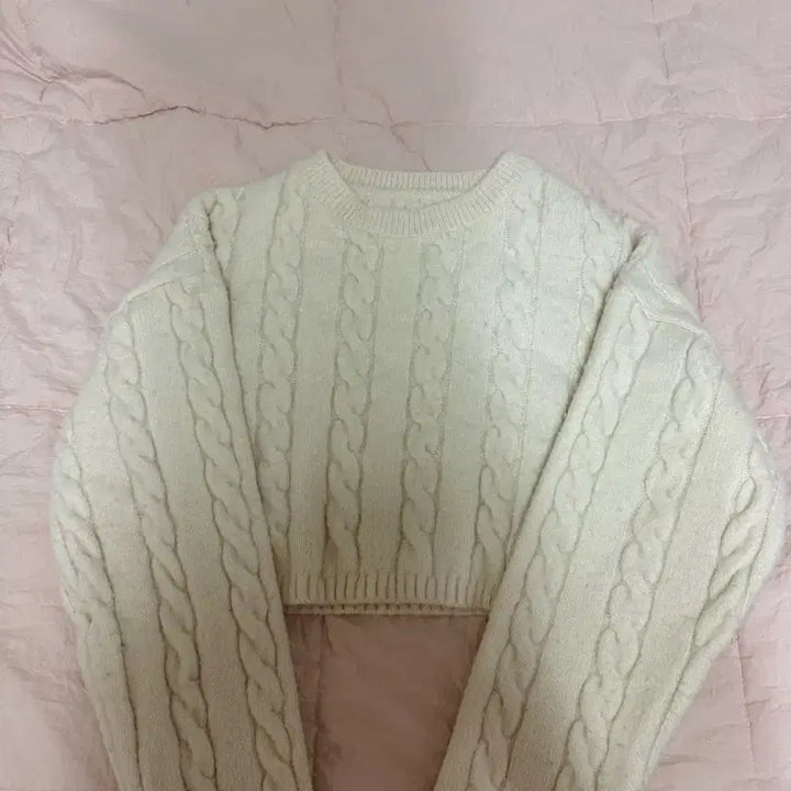 [BUNJANG] Ivory Cropped Knit Sweater / 아이보리 크롭 니트