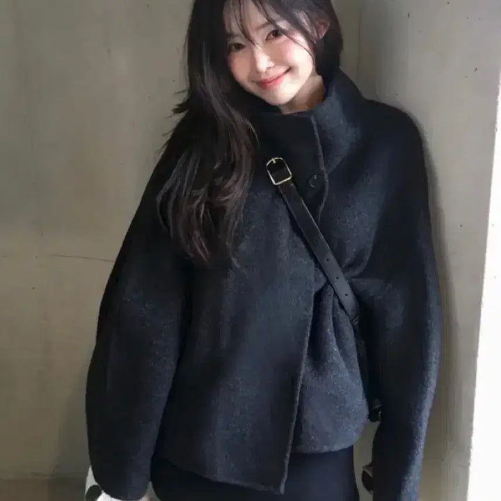 [BUNJANG] The Rose Handmade High Neck Wool Short Coat Charcoal / 더라우스트 핸드메이드 하이넥 울 숏코트 차콜