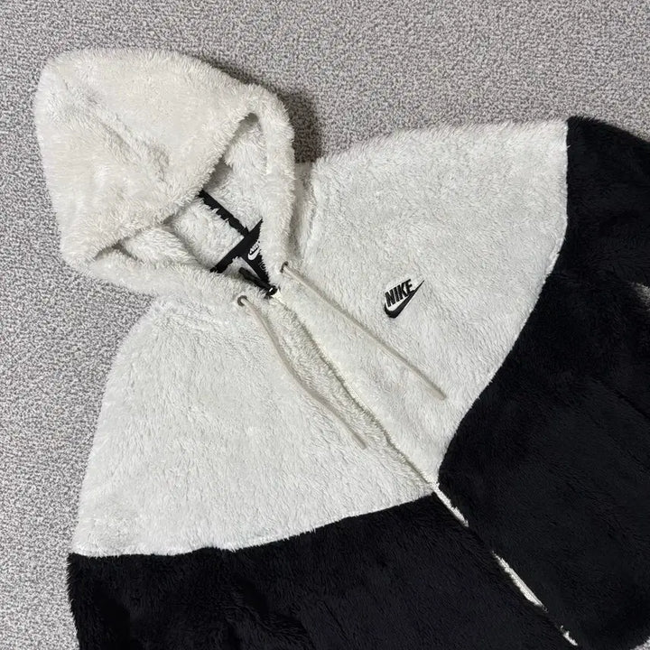 [SOLD OUT] 나이키 후리스 후드집업 S