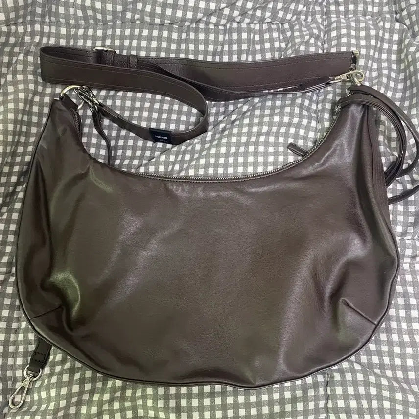[BUNJANG] Maison Mineed Leather Crossbody Bag / 메종미네드 레더 크로스백 브라운