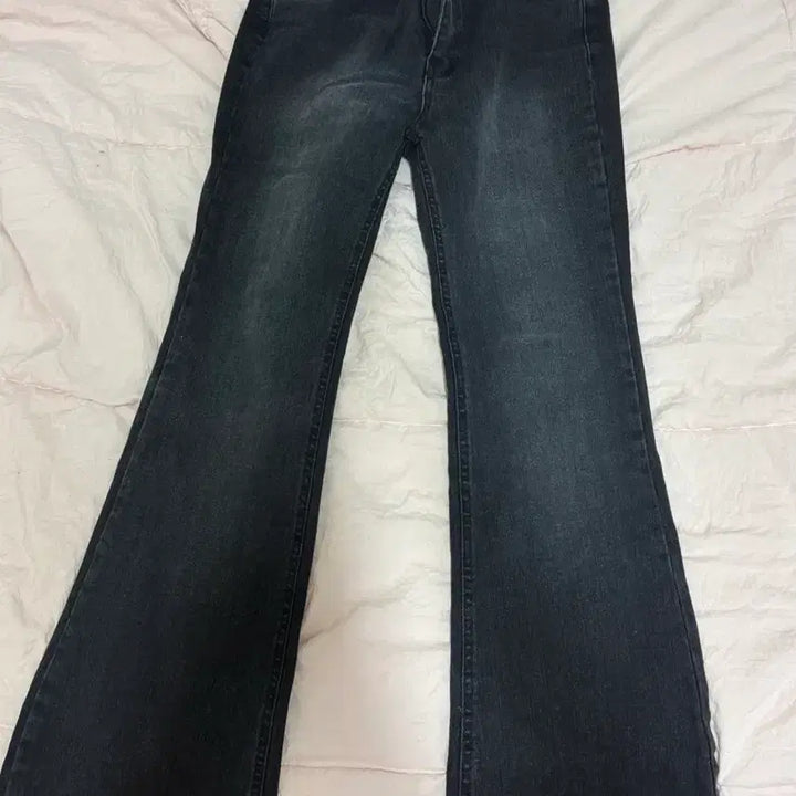 [BUNJANG] Black Bootcut Denim Jeans (S) / 블랙 부츠컷 데님진 청바지 s
