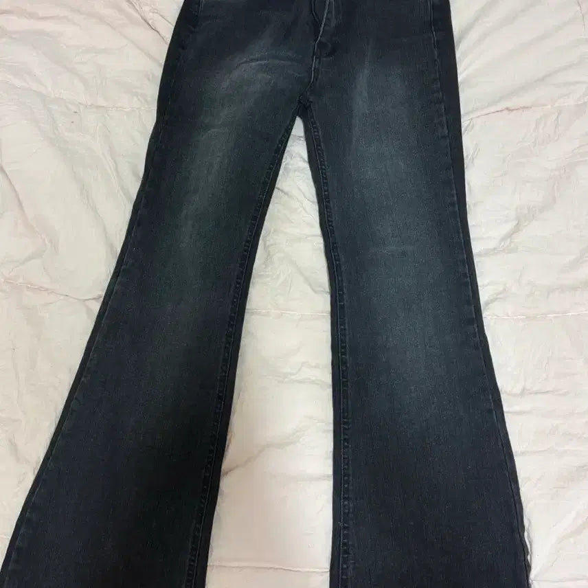 [BUNJANG] Black Bootcut Denim Jeans (S) / 블랙 부츠컷 데님진 청바지 s