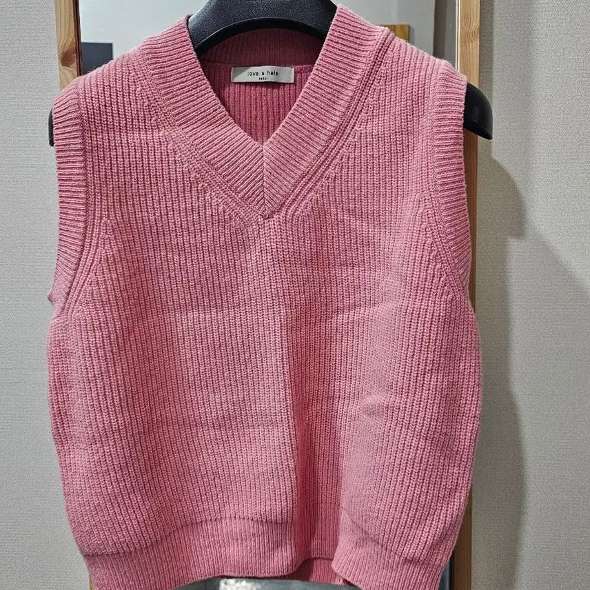 [BUNJANG] Marie Dress Pink V-Neck Vest / 마리드레스 핑크 브이넥 조끼