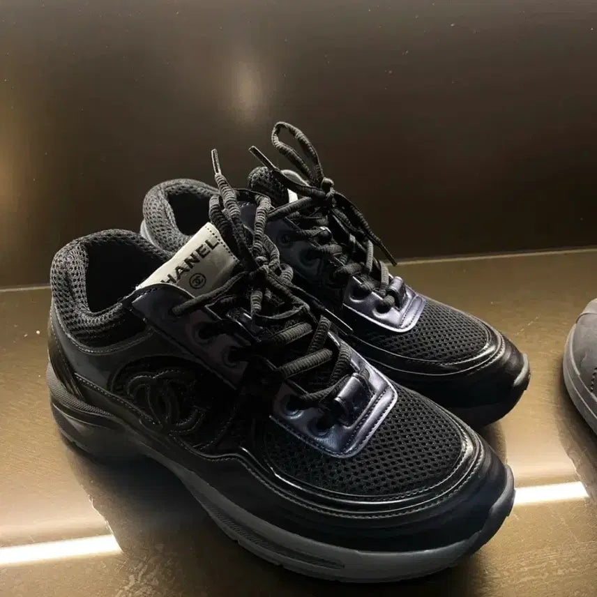 [BUNJANG] Chanel Sneakers / 샤넬 운동화 팝니다