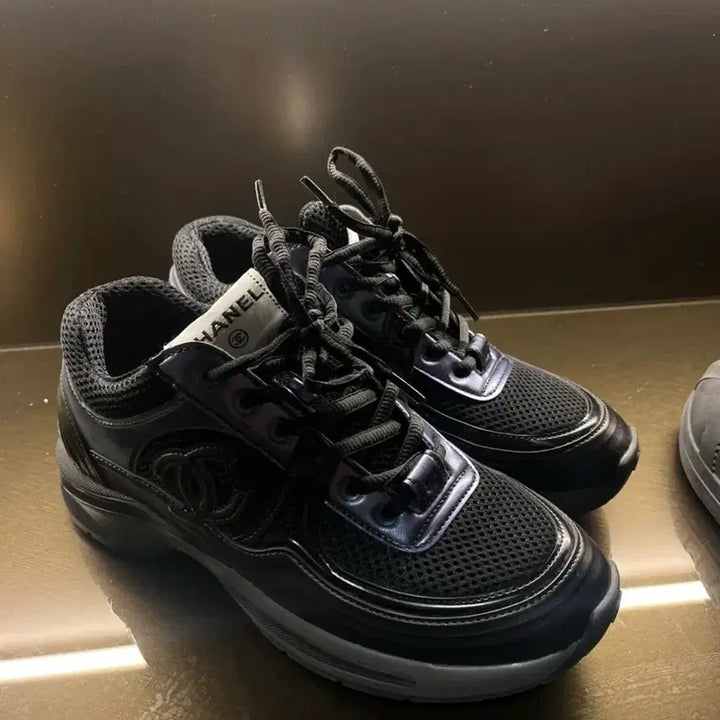 [BUNJANG] Chanel Sneakers / 샤넬 운동화 팝니다