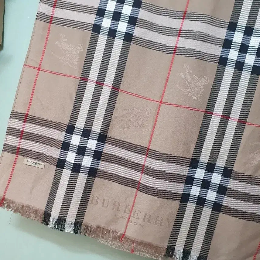 [BUNJANG] Burberry Muffler Shawl / 버버리 머플러 숄